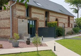 Le Temps d un Instant has Balcony rooms