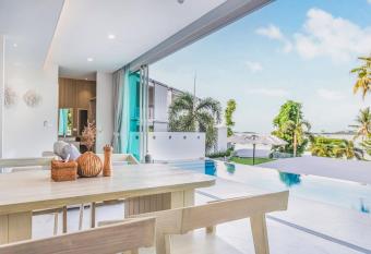 Replay Pool Villa has Balcony rooms