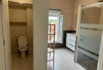 Maison de ville 2 chambres has Balcony rooms