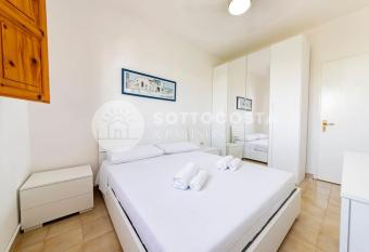 Oasi della Baia has Balcony rooms