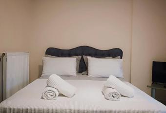 Kosynthos Apartments has Balcony rooms