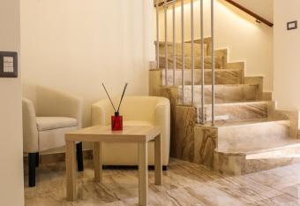 Casa L   has Balcony rooms