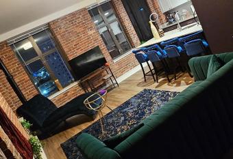 Exclusive DOWNTOWN JACKSONVILLE CONDO has Balcony rooms