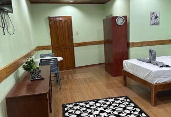 Hardrock Lux Spring Resort has Balcony rooms