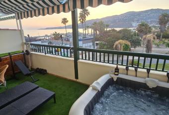 Terraza al mar has Balcony rooms