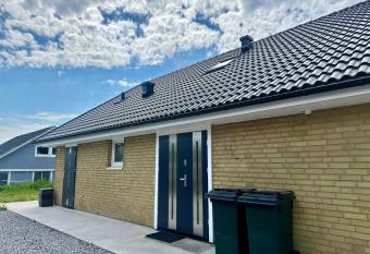 Familjev  nlig villa i Helsingborg has Balcony rooms