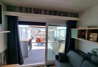 Holiday Homestay Penthouse Westende has Balcony rooms
