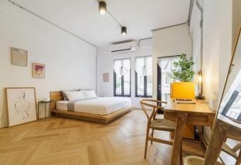 Premium King has Balcony rooms