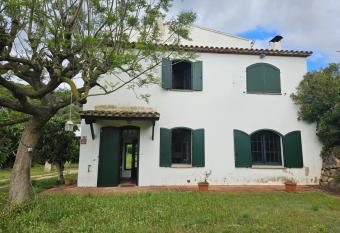 Villa Dalmau has Balcony rooms