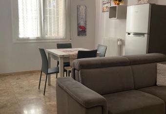 Ai Piedi del Colle allows 18 year olds to book a room