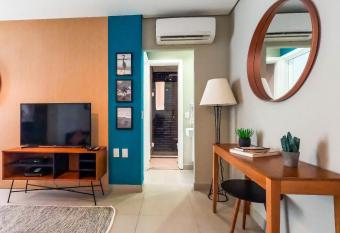 Estanconfor Vista Mar comGaragem Arruma    o Di  ria, Ar Cond. e Cozinha has Balcony rooms