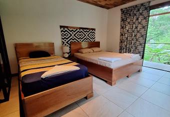 Osa Private Renting Villas has rooms with a private hot tub