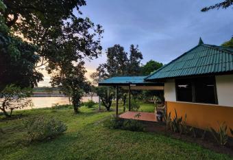 Holiday Resort Rimping has Balcony rooms