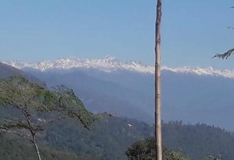 Tourbix Baramangwa has Balcony rooms