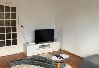 Appartement en face de la gare de St-Louis has Balcony rooms