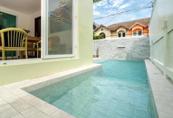 Private Pool Villa Patong beach Bangla allows 18 year olds to book a room