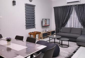 Hening Kesuma Homestay has Balcony rooms