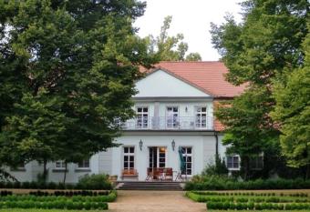 Internat Schloss Spiegelberg has Balcony rooms
