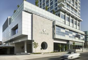 Element Vancouver Metrotown has Balcony rooms