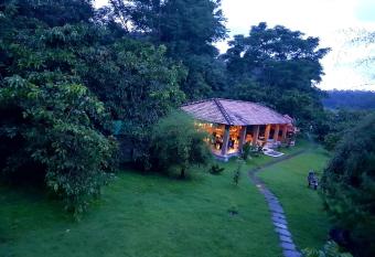 The Road s End has Smoking/Balcony rooms