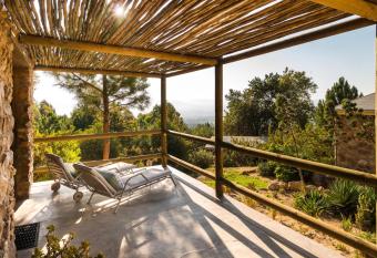 Amberg Country Estate has Balcony rooms