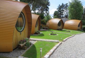 Eriskay B&B and Aviemore Glamping allows 18 year olds to book a room