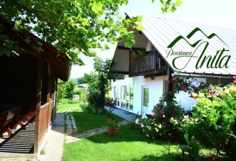 Pensiunea Anita has Balcony rooms