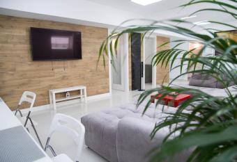 Hermann Apartments allows 18 year olds to book a room