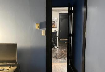 fmttwo has Balcony rooms