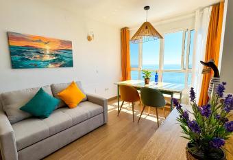 Estudio Carabela allows 18 year olds to book a room