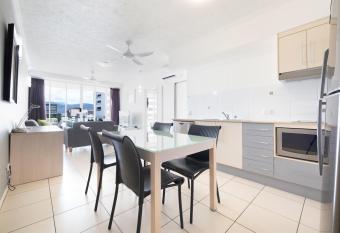 City Quays Accommodation 2 has Balcony rooms