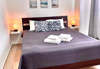 Apartment4You Perea Center has Balcony rooms