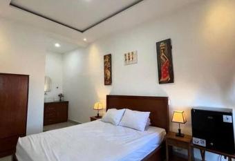 Yuni House Ketewel allows 18 year olds to book a room