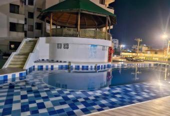 TORRES UNIVERSAL - Rodadero has Balcony rooms