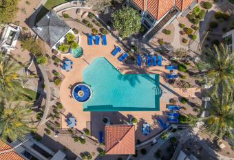 1BD Pool & Hot Tub Gym Scottsdale Resort Feel has rooms with a private hot tub
