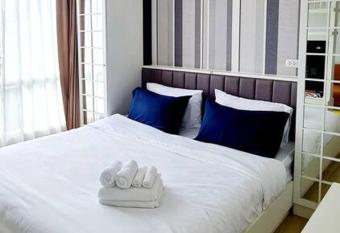 Cosy SeaView Room has Balcony rooms