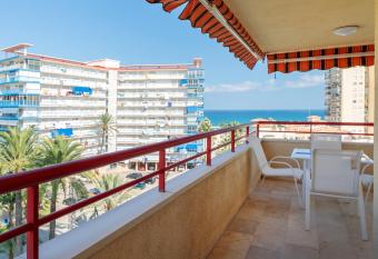 Torre Mar Muchavista has Balcony rooms