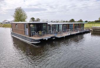 Svencele Boats namas-laivas su sauna reikalingos laivaved  io teis  s has Balcony rooms