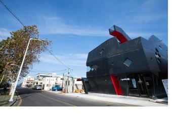 Mir Guesthouse allows 18 year olds to book a room