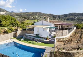 Casa La Huerta I has Balcony rooms
