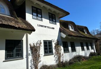 Lundtoftegaard allows 18 year olds to book a room