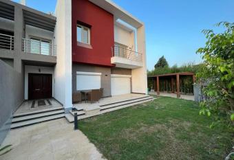 Villa Nagy allows 18 year olds to book a room