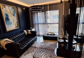 Ramos mejia Suites-Moderno 2 ambientes allows 18 year olds to book a room