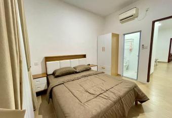 Penuin Guest House Gaia 09 Batam allows 18 year olds to book a room