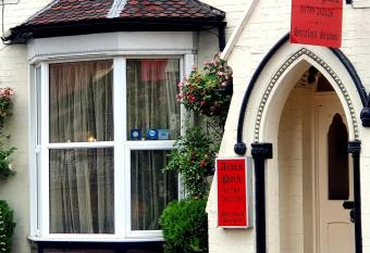 Arden Park Ensuite Rooms allows 18 year olds to book a room