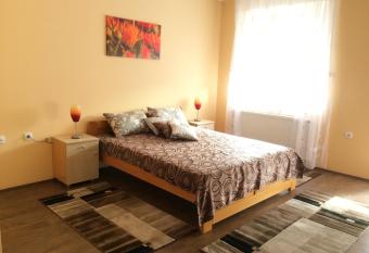 B&B Zmajevo Gnezdo 021 has Balcony rooms