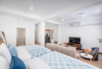 168 House 3B Near BTS iconsiam allows 18 year olds to book a room