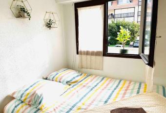 Le Petit M  ridien has Balcony rooms