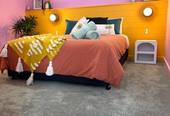 The Sunseeker Airlie Beach has Balcony rooms