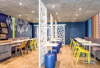 ibis budget Avignon Centre allows 18 year olds to book a room